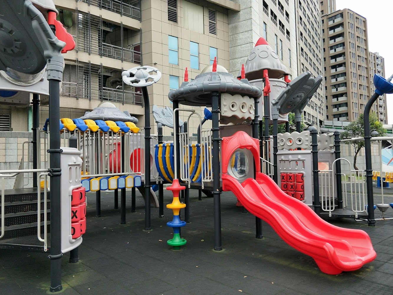 星河親子公園|桃園親子景點推薦|最適合家庭出遊的5大親子樂園