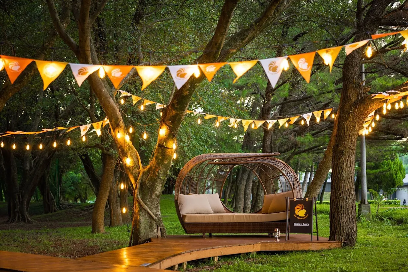 豪華露營車體驗｜感受野地露營與星空共眠的新生活