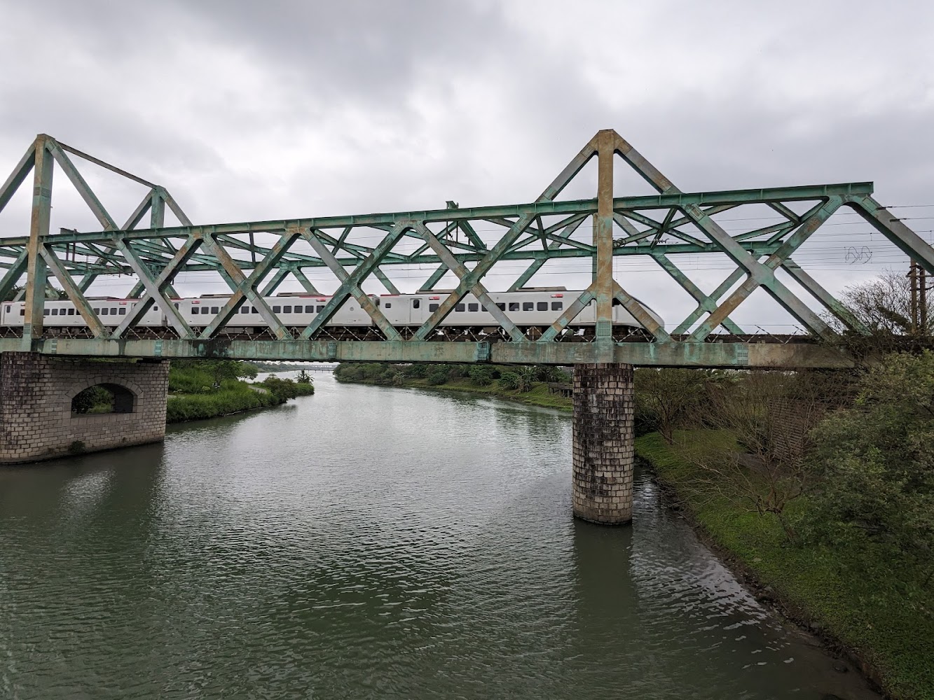 冬山森林公園生態綠舟｜冬山河生態綠舟：探尋宜蘭隱秘之美