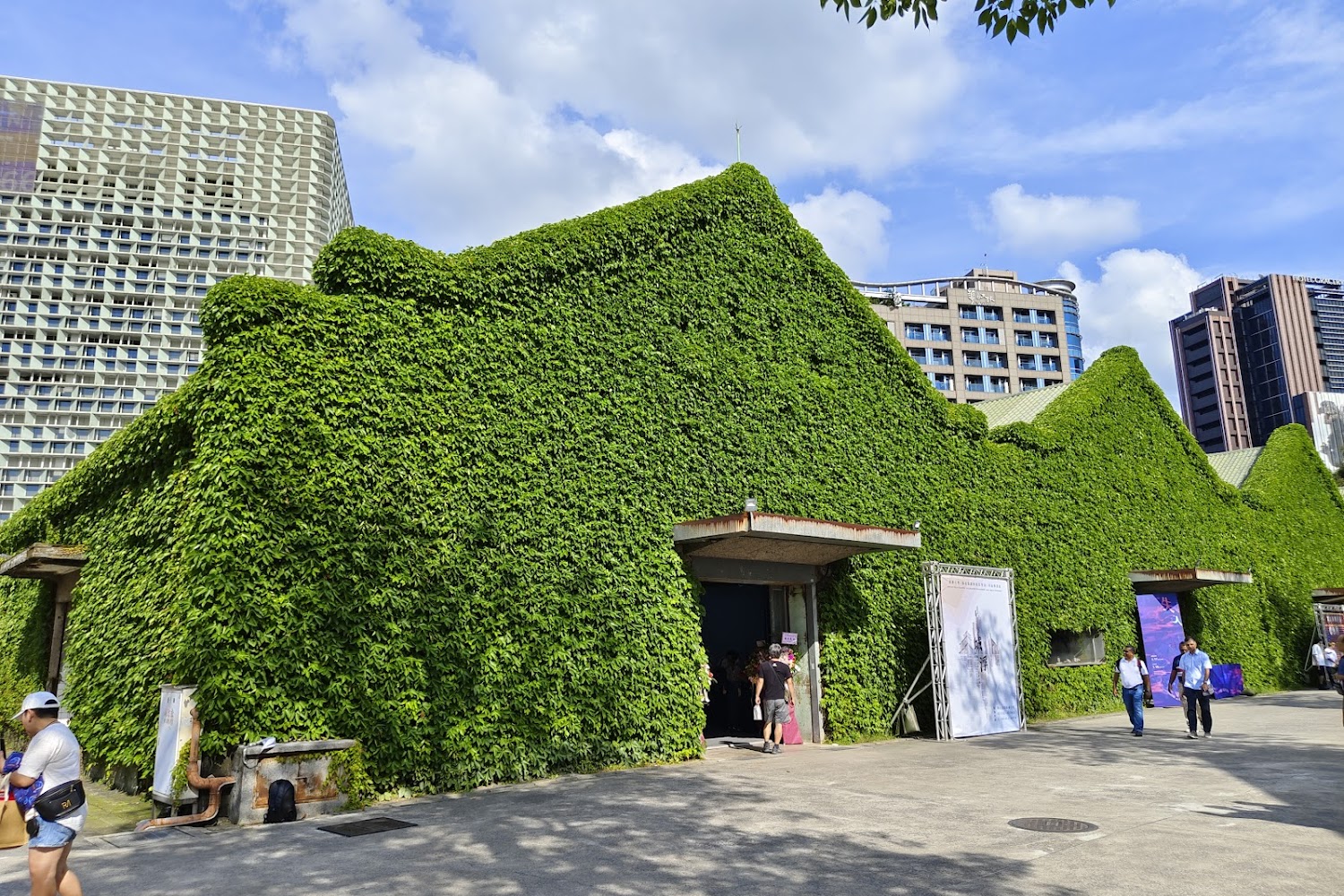 華山1914文創園區的歷史建築與文青地景