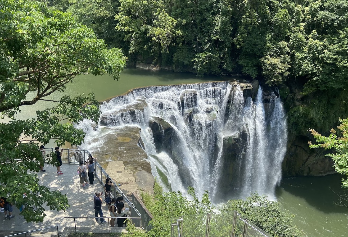 所有照片｜探索十分瀑布｜了解台灣最壯觀的瀑布及周邊美食