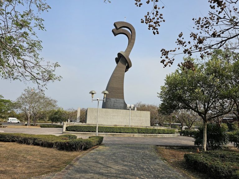 鵝媽媽鵝童驛站｜探訪古坑綠色隧道的美好體驗｜推薦景點與必吃美食