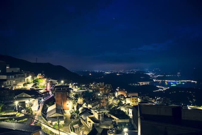 神隱國度民宿｜日夜間導覽｜Twilight House｜九份住宿推薦：找到最適合你的理想之地