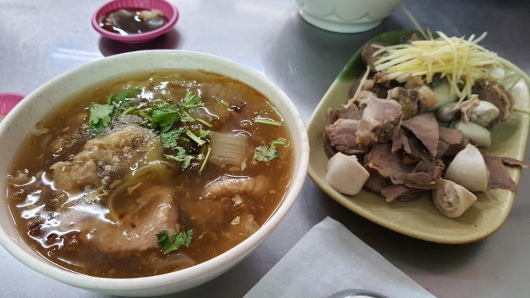 探索旗山老街美食：必嚐的6道地道佳餚