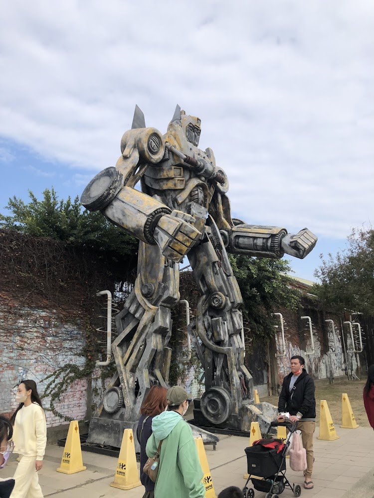 月光劇場|駁二藝術特區:發現高雄獨特的藝術與創意空間