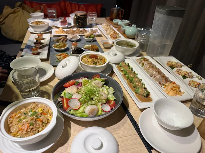 探索大稻埕美食：五家必吃餐廳推薦｜迪化街、永樂市場在地精選