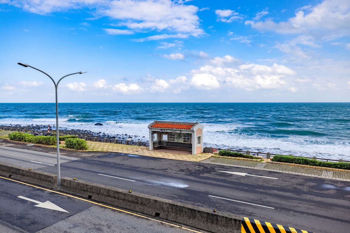 北海岸秘境大揭密！跳石海岸、龍洞灣到老梅綠石槽一日遊行程