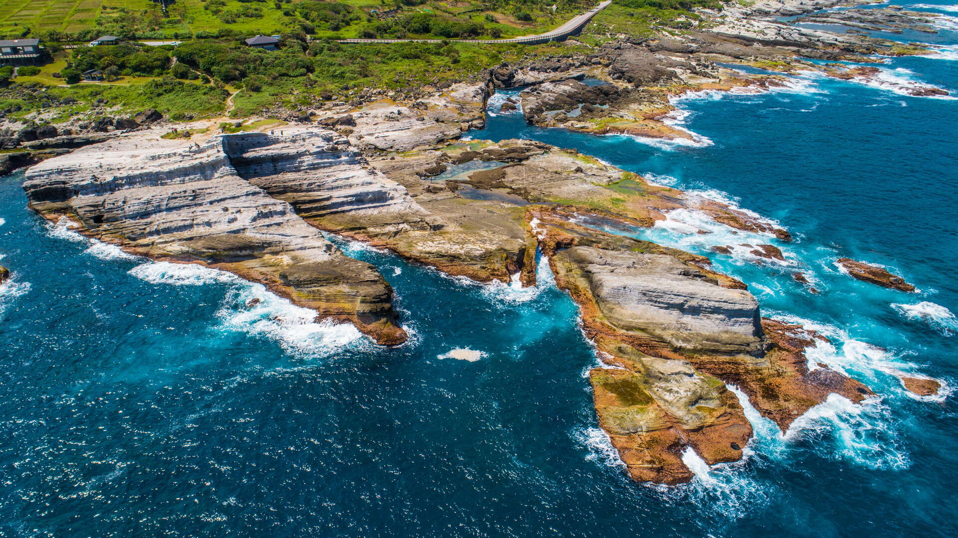 花蓮景點必訪！探索石梯坪、玉富自行車道、雲山水植物農場等熱門地點