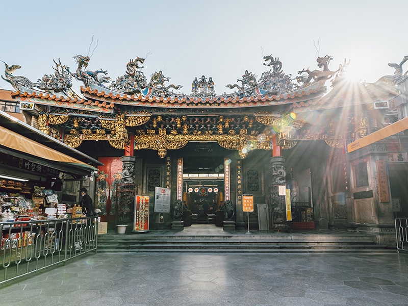 新竹城隍廟探索之旅｜歷史文化、必吃美食與夜市攻略