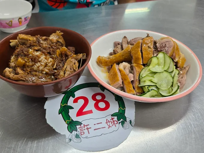 新竹城隍廟探索之旅｜歷史文化、必吃美食與夜市攻略