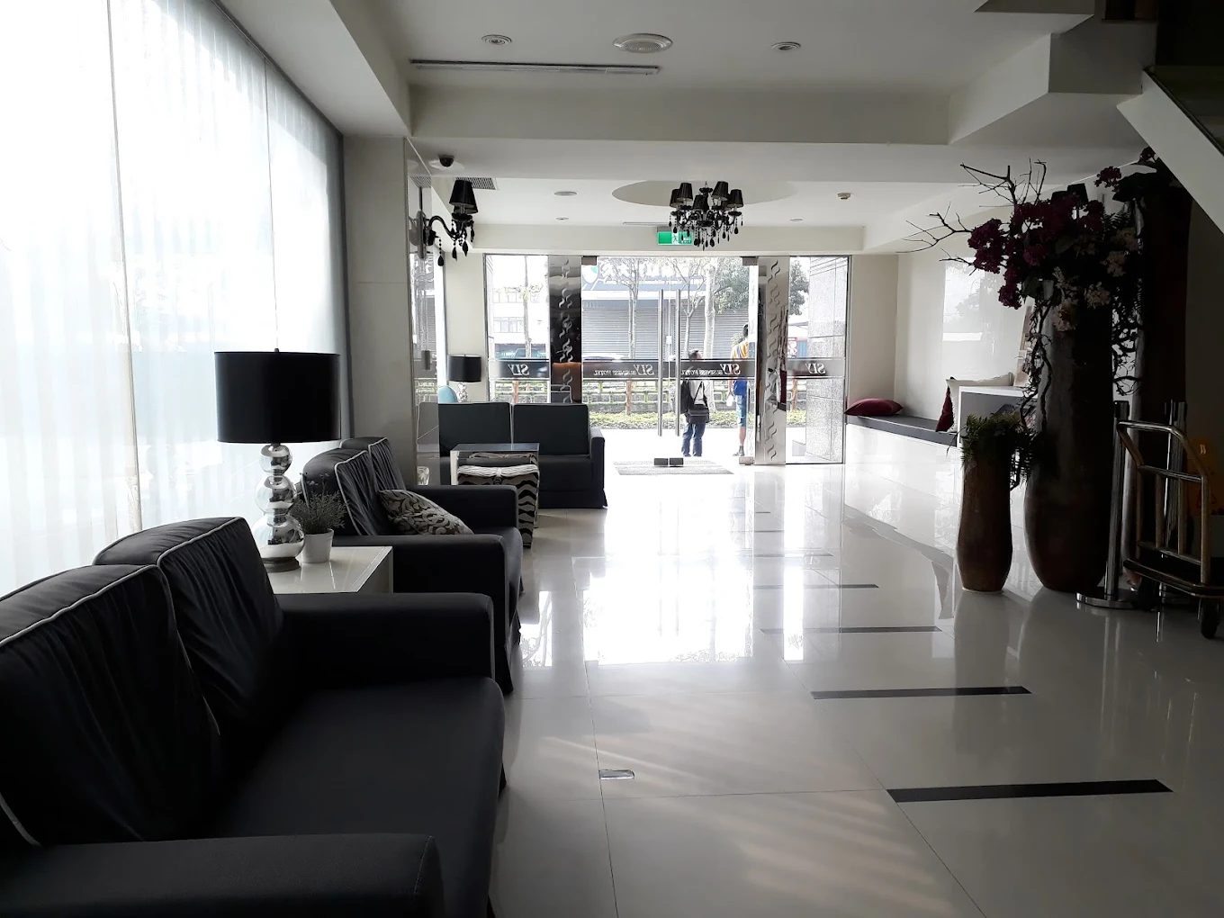 優惠｜新北中和高CP值旅館推薦！君迪商旅住宿券每晚只要 $1888，還附雙人早餐｜SLV旅館集團