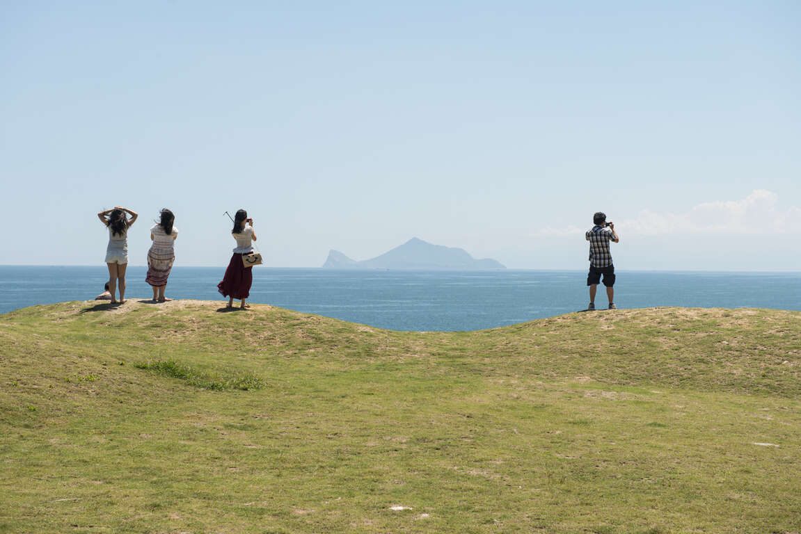東北角秘境大公開｜四角窟觀景台、龍洞灣岬角、南雅奇岩一次收錄