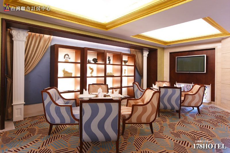 🌅 新店碧潭帝景飯店｜湖景標準雙人房住宿券 $1,888 起（含早餐）