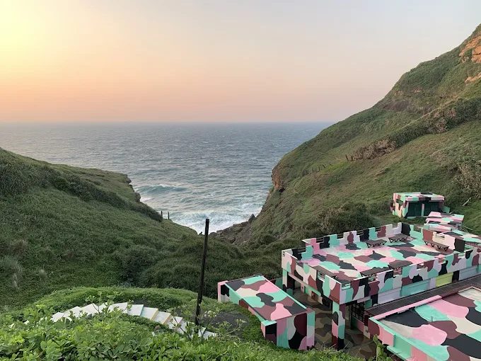 鼻頭角公園一日遊｜東北角小長城步道、燈塔美景與在地海鮮全攻略