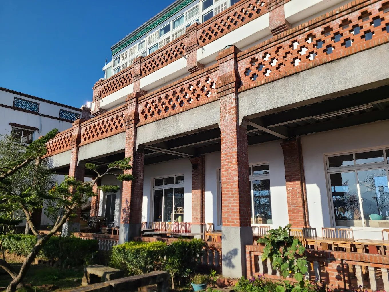 心累了嗎？來南投溪頭鹿鼎莊，享受群山、茶香與星空的療癒假期