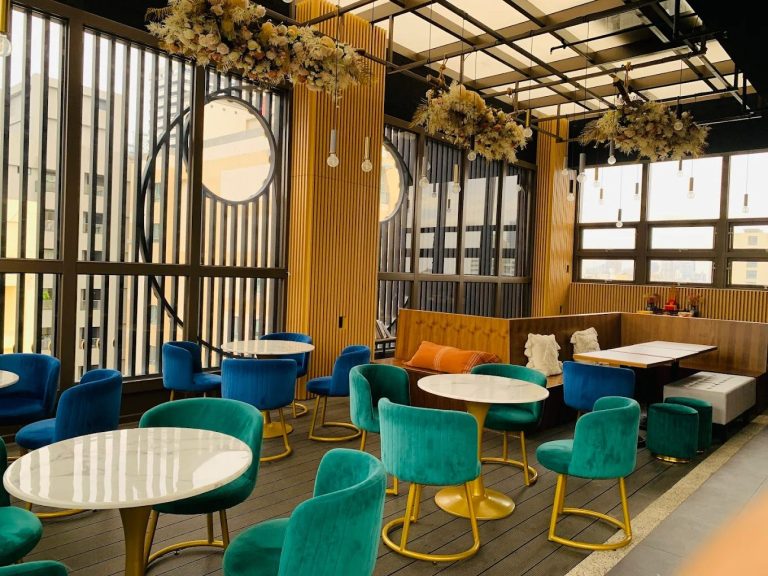 高雄平價住宿推薦|【高雄行旅 HOTEL LEISURE】豪華雙人房只要 $1,380!還送早餐+下午茶