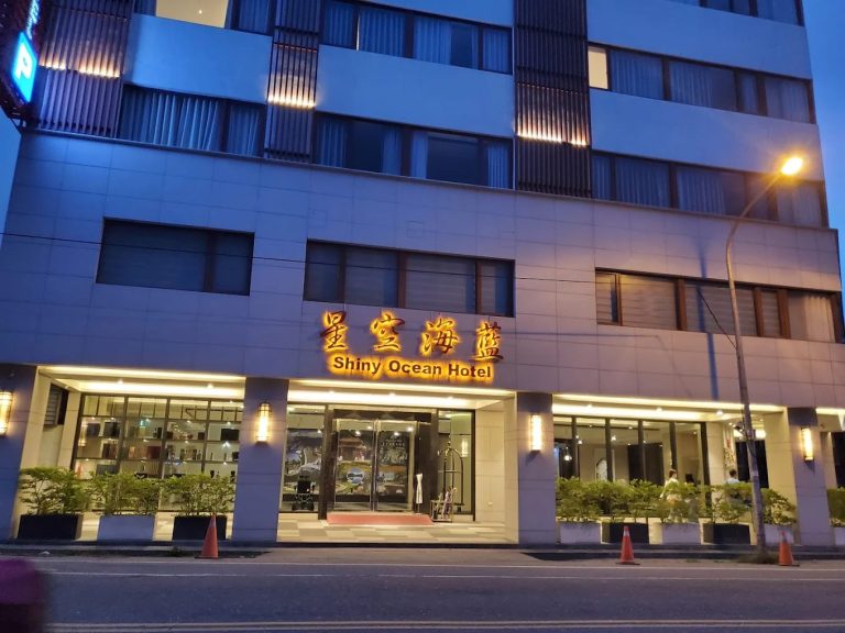 花蓮海景小旅行｜星空海藍飯店超值方案：住一晚送一晚，免費升等豪華海景房！