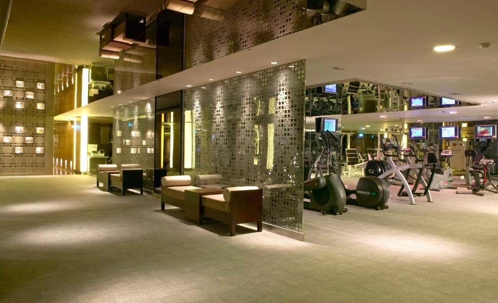 台北晶華酒店全攻略|最新房型價格、栢麗廳自助餐與 ROBIN’S 牛排必吃亮點