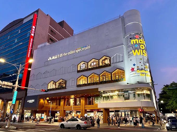 台北晶華酒店全攻略|最新房型價格、栢麗廳自助餐與 ROBIN’S 牛排必吃亮點