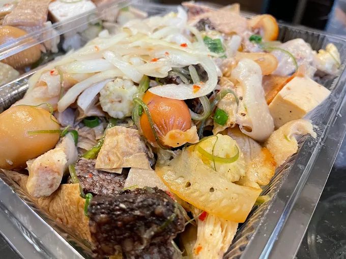 安南區在地熱門小吃春花鹽水雞