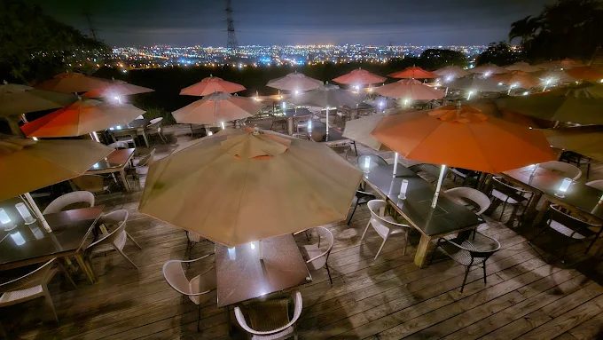 台中夜景攻略｜必訪5大浪漫景點與餐廳，點亮你的夜晚！