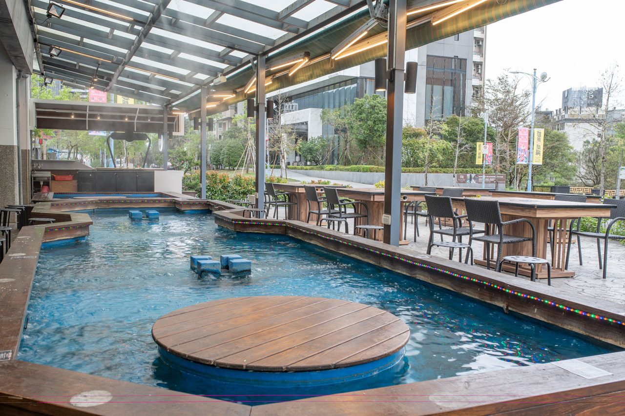 礁溪九號溫泉旅店：房內溫泉浴缸＋溫泉魚泡腳，親子必訪的慢活住宿