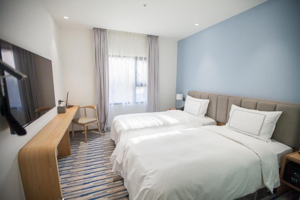 走進台中市中心住進 台中鳳凰酒店，午後咖啡香與親子時光在城市裡慢慢展開