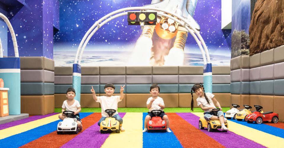 走進台中市中心住進 台中鳳凰酒店，午後咖啡香與親子時光在城市裡慢慢展開