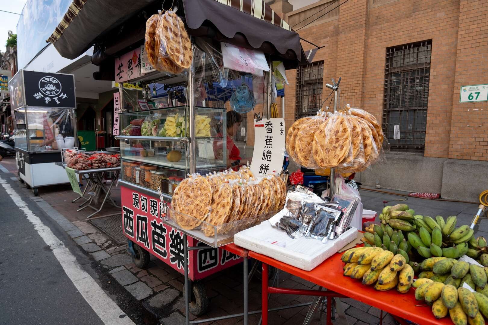 旗山老街一日遊｜必吃香蕉冰、必逛仿巴洛克街屋與糖鐵故事館