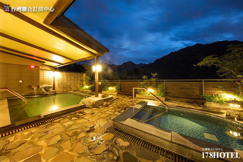 🌿優惠｜三峽大板根森林溫泉酒店｜寵物友善雙人房住宿券只要 $5,499！含早餐＋溫泉＋門票！