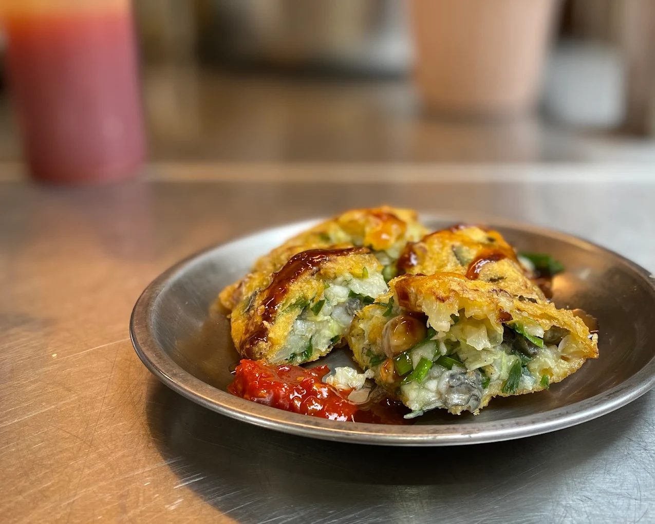 大稻埕美食推薦|從河畔貨櫃市集到經典台灣古早味