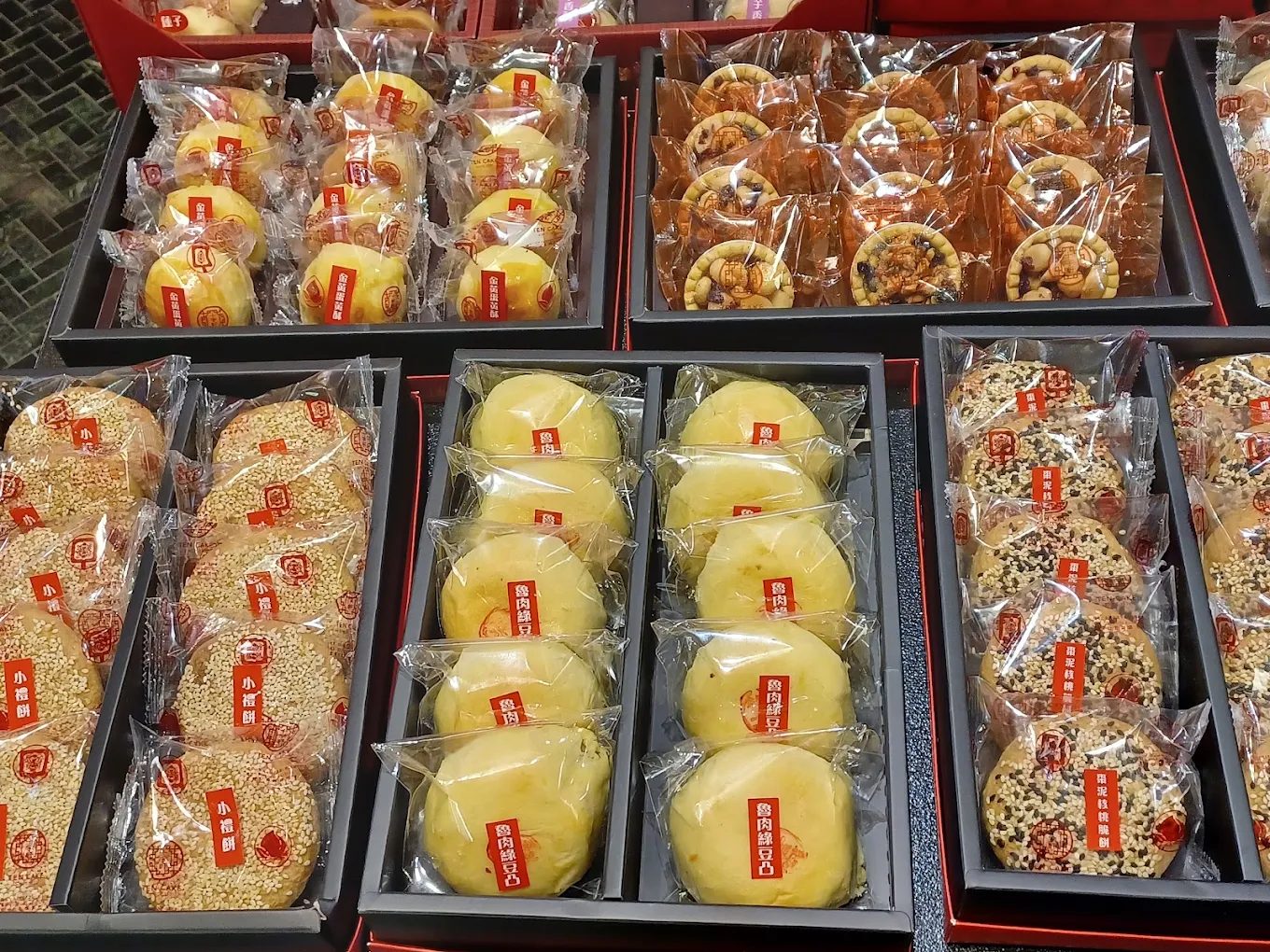 大稻埕美食推薦|從河畔貨櫃市集到經典台灣古早味