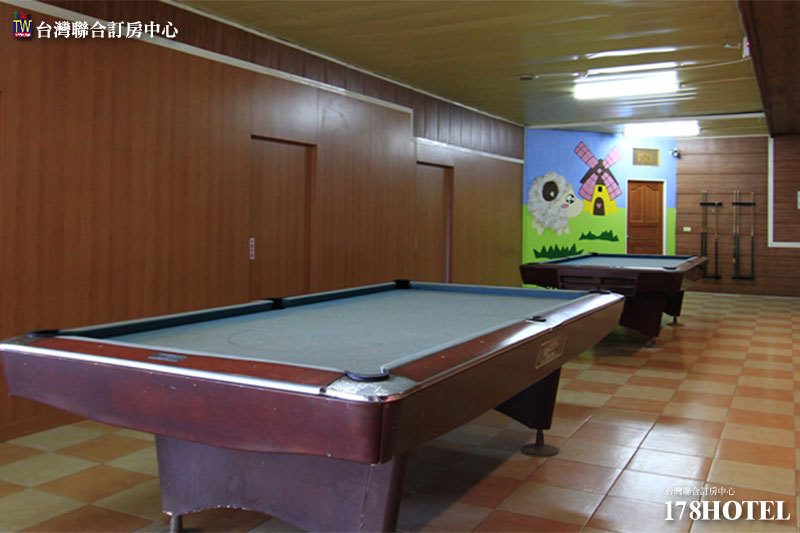 佳美山莊溫馨雙人房內部陳設