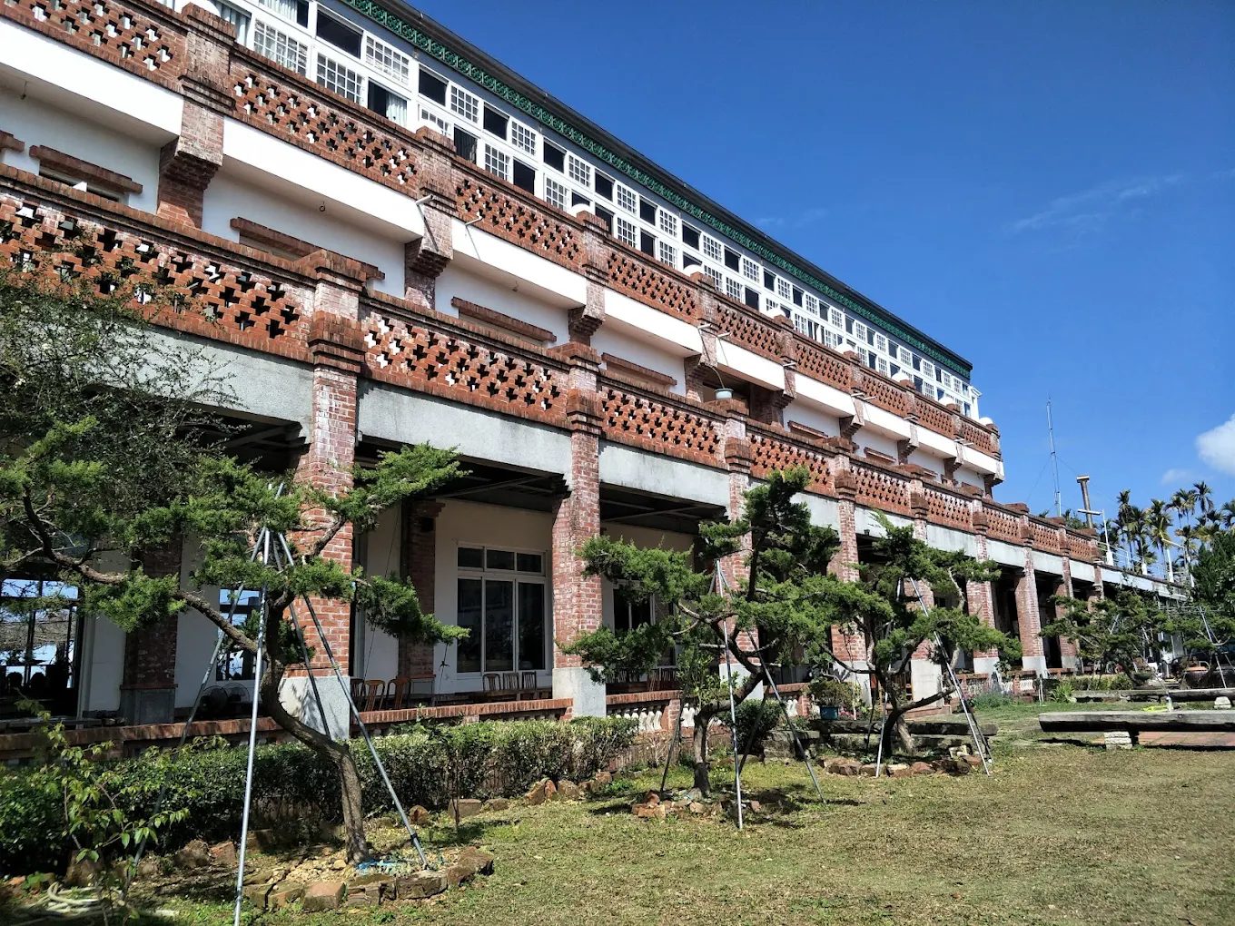 🏨 苗栗熱門觀光景點：貓貍山公園與親子公園