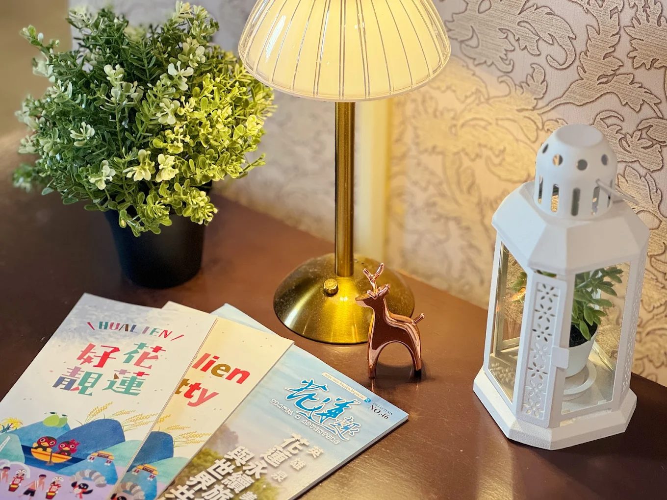 花蓮車站旁超值住宿！高級四人房只要 $1,199，走路 3 分鐘就到