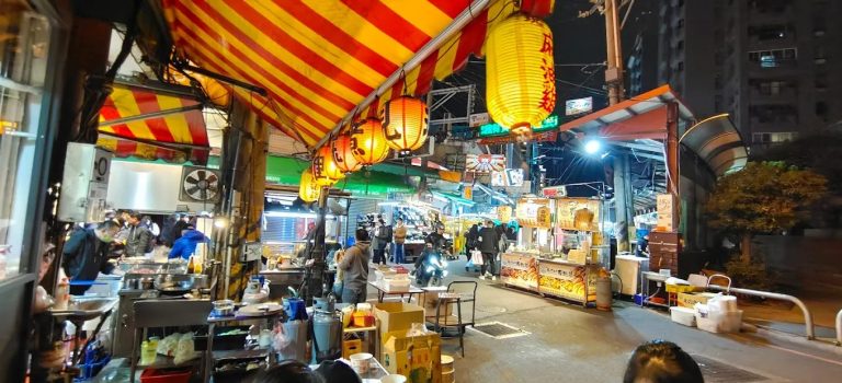 逢甲美食攻略:必吃小吃與餐廳推薦