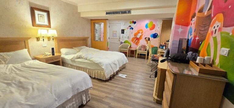 台南住宿優惠|劍橋大飯店台南館只要 $1,888 起,免費升等家庭房還送早餐!