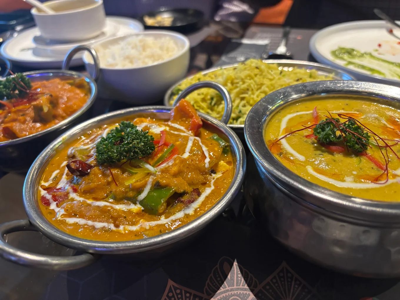 台中美食推薦｜米其林台菜、道地印度料理、濃郁拉麵一次收錄！