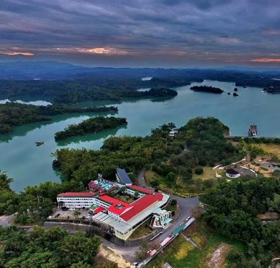 台南官田烏山頭湖境渡假會館｜1999元雙人住宿券！含早餐＋門票＋免費升等