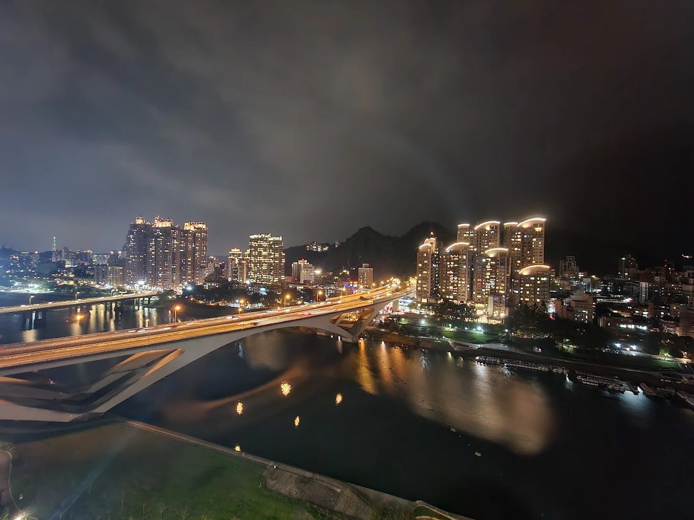 🌅 湖景 × 歐風設計，一次滿足的假期享受