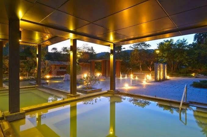 ♨ 優惠｜陽明山天籟溫泉會館｜雙人湯屋房 $6,999 含早餐＋SPA，全台最大露天風呂一次享受！