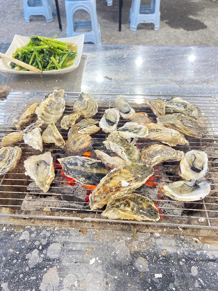 興達港一日遊｜高雄茄萣必訪漁港、美食、夕陽與潟湖生態全攻略