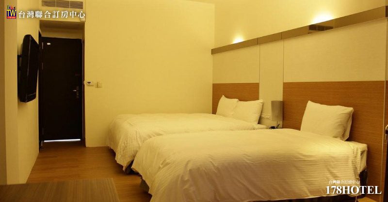 湖畔泛舟與休閒活動