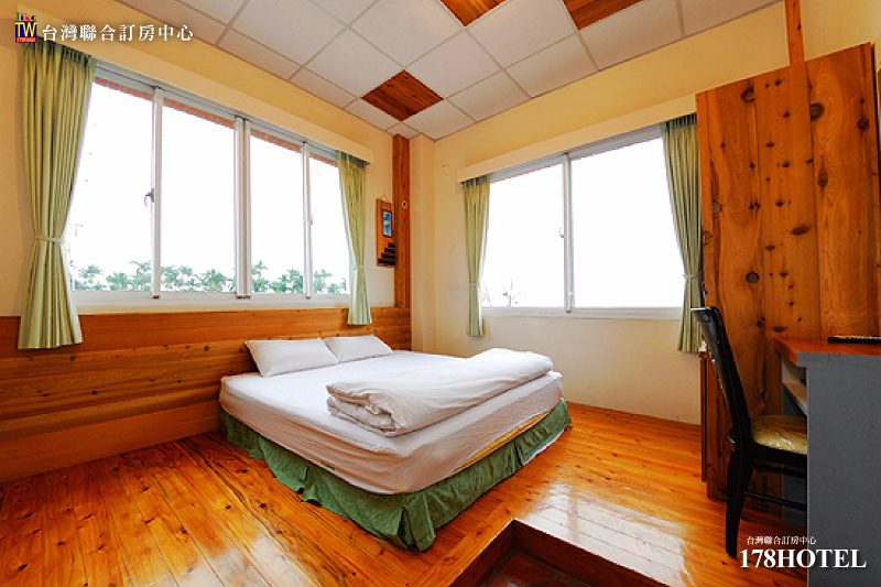 🌲優惠｜南投溪頭鹿鼎莊一泊二食只要 $1950｜360度全景視野＋古色古香陶藝民宿