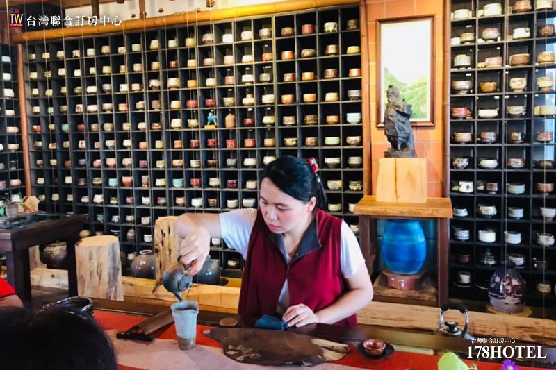 🌲優惠｜南投溪頭鹿鼎莊一泊二食只要 $1950｜360度全景視野＋古色古香陶藝民宿