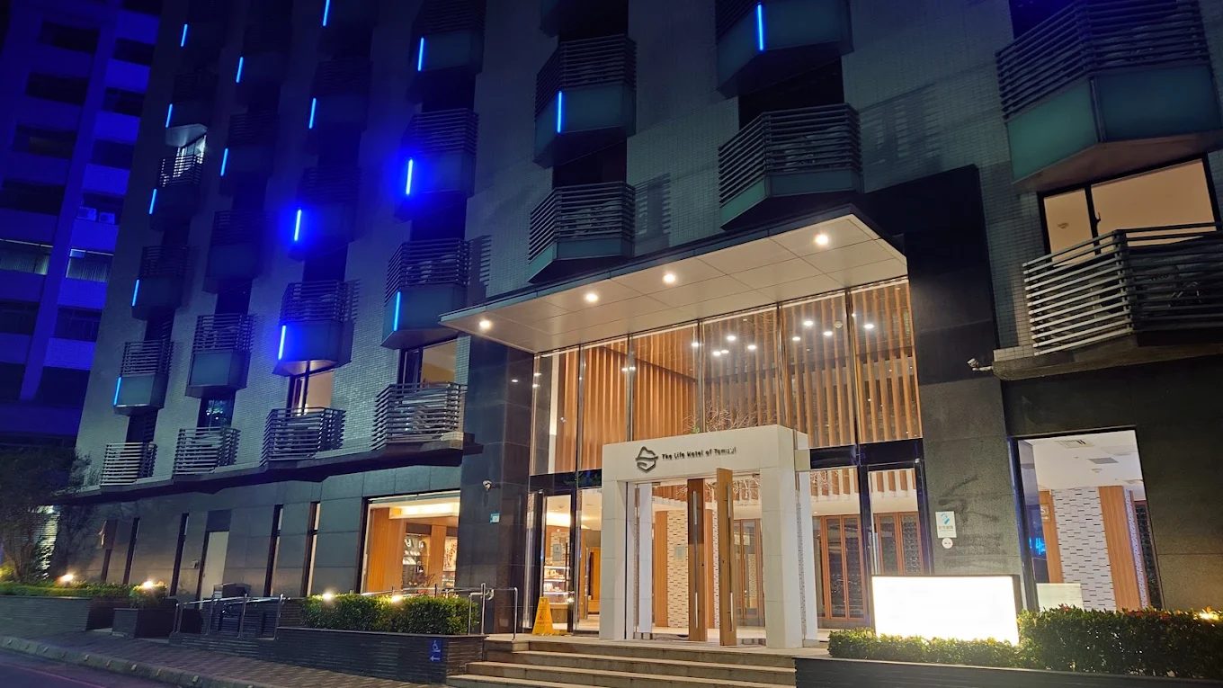 🌅 日月潭湖景住宿首選｜淶滬文旅雙人房只要 NT$2,880，住進湖光山色裡的夢幻假期