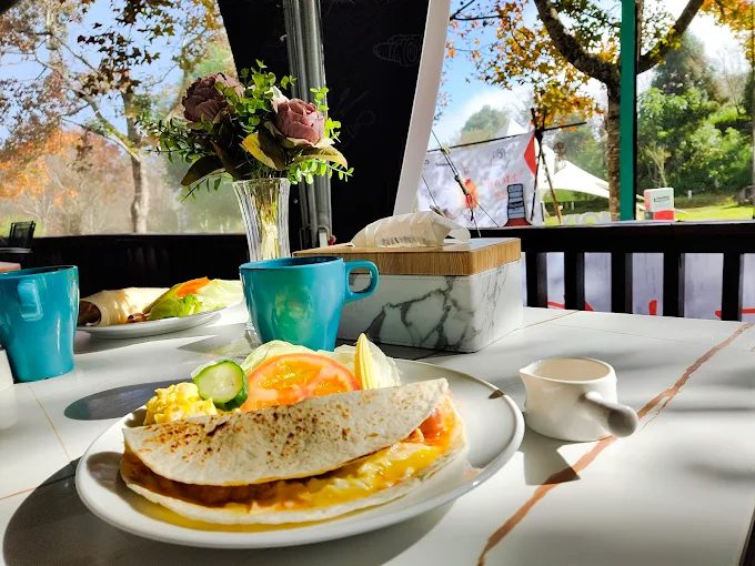 愛上喜翁民宿｜坐擁雲海星空的豪華露營秘境，五峰必住首選！