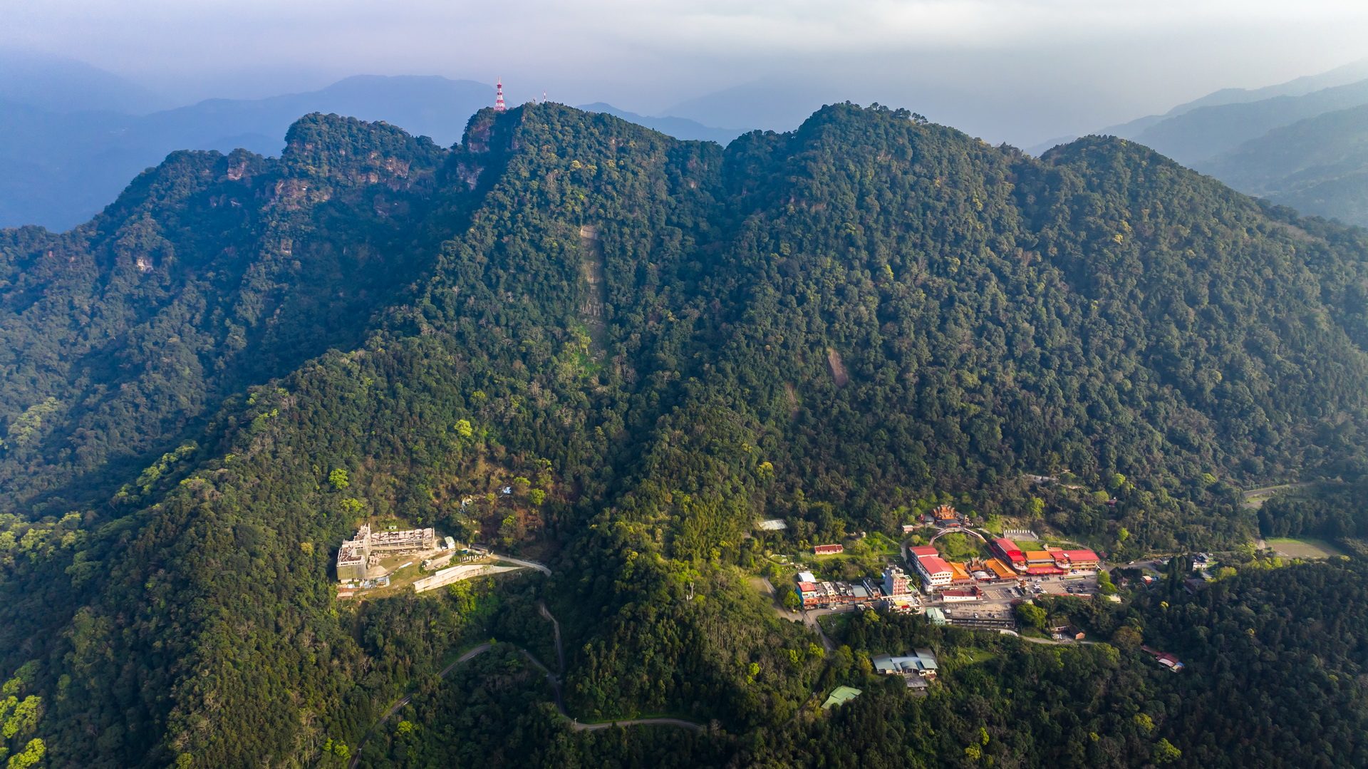 愛上喜翁民宿｜坐擁雲海星空的豪華露營秘境，五峰必住首選！