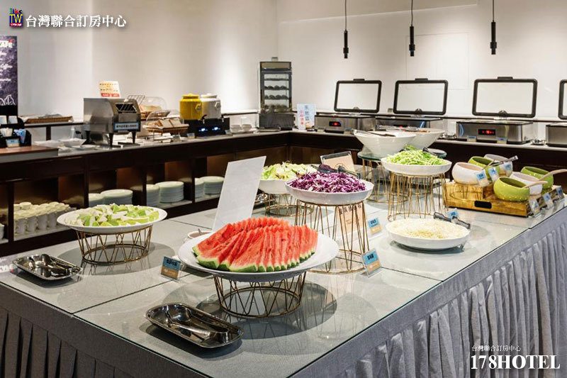 台中沫秋立柳川行旅住宿券推薦｜雙人房只要 $1450 含早餐，高CP值近台中車站住宿！