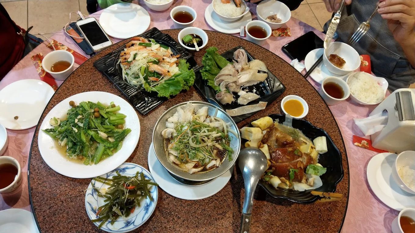 關西老街|走進新竹懷舊客家街道,吃擂茶、逛紅磚老街一日遊